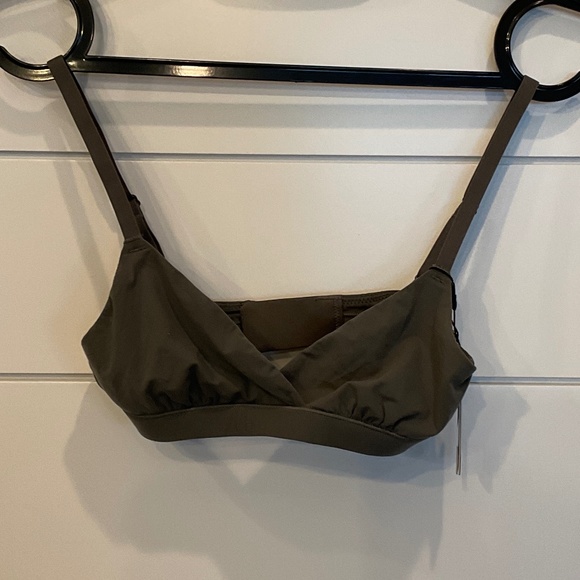 SKIMS Other - SKIMS Olive Green Bralette